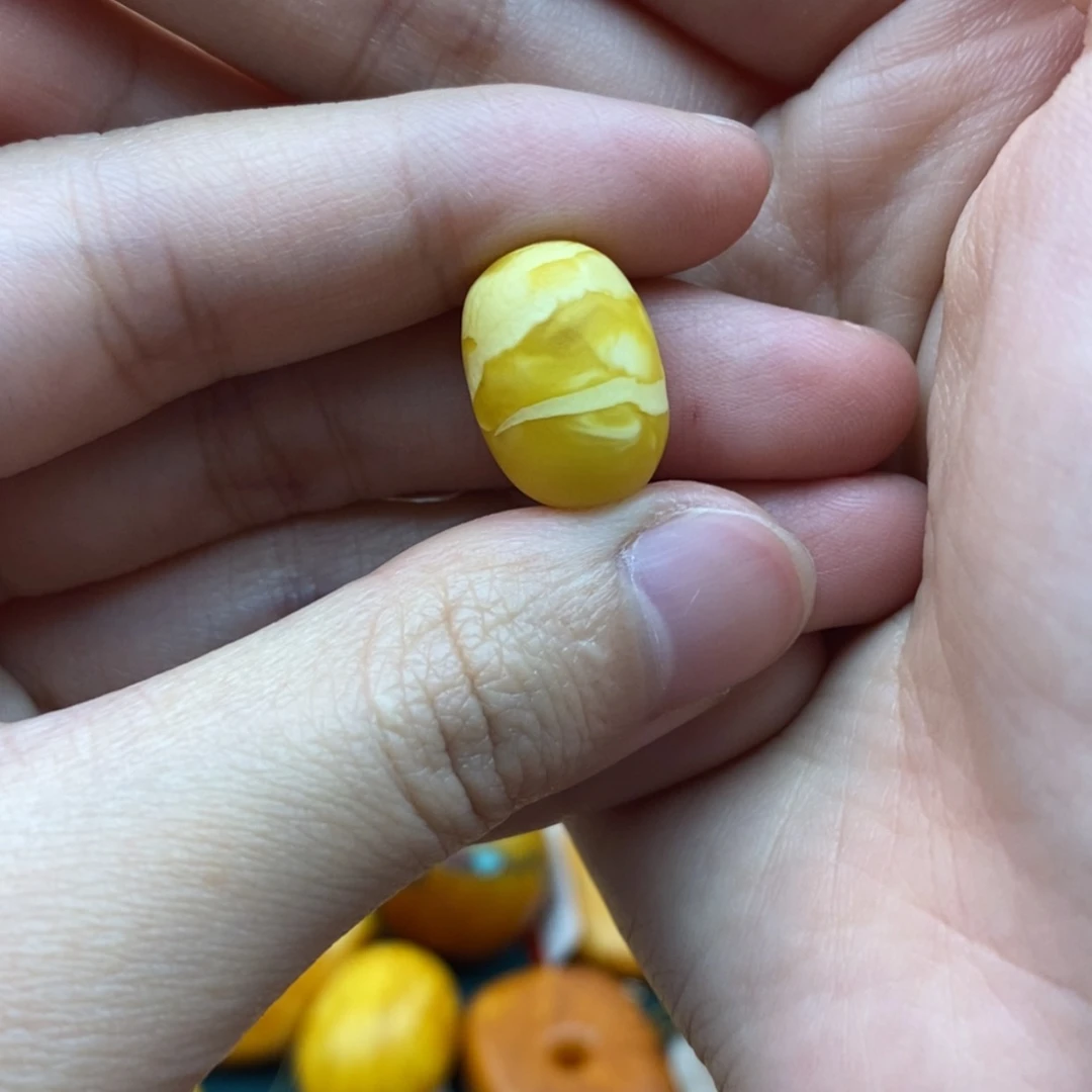 【闪购商品】琥珀未镶嵌珠宝奇石