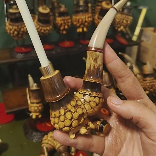 有***伴贵州特色竹根烟斗工艺品手把件