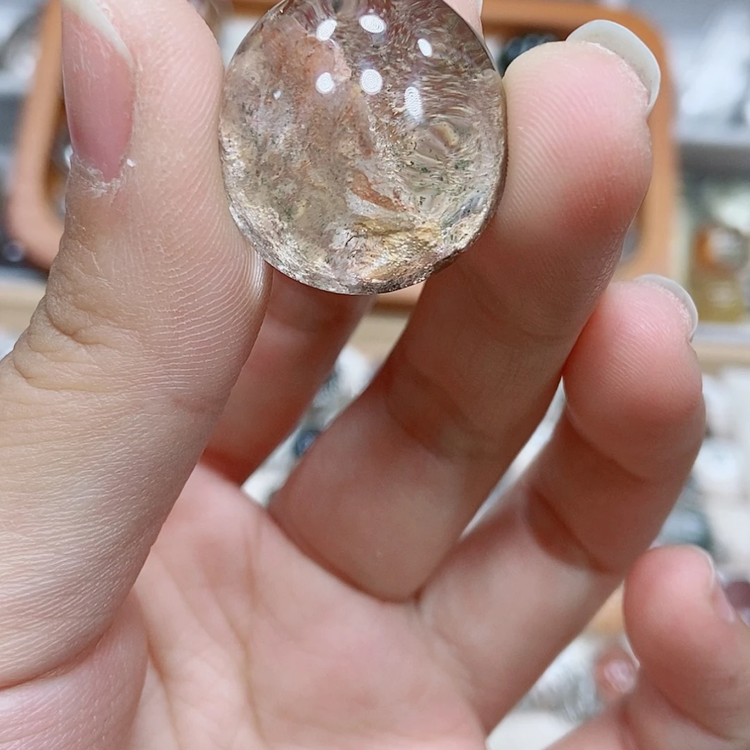 颈饰水晶未镶嵌水晶