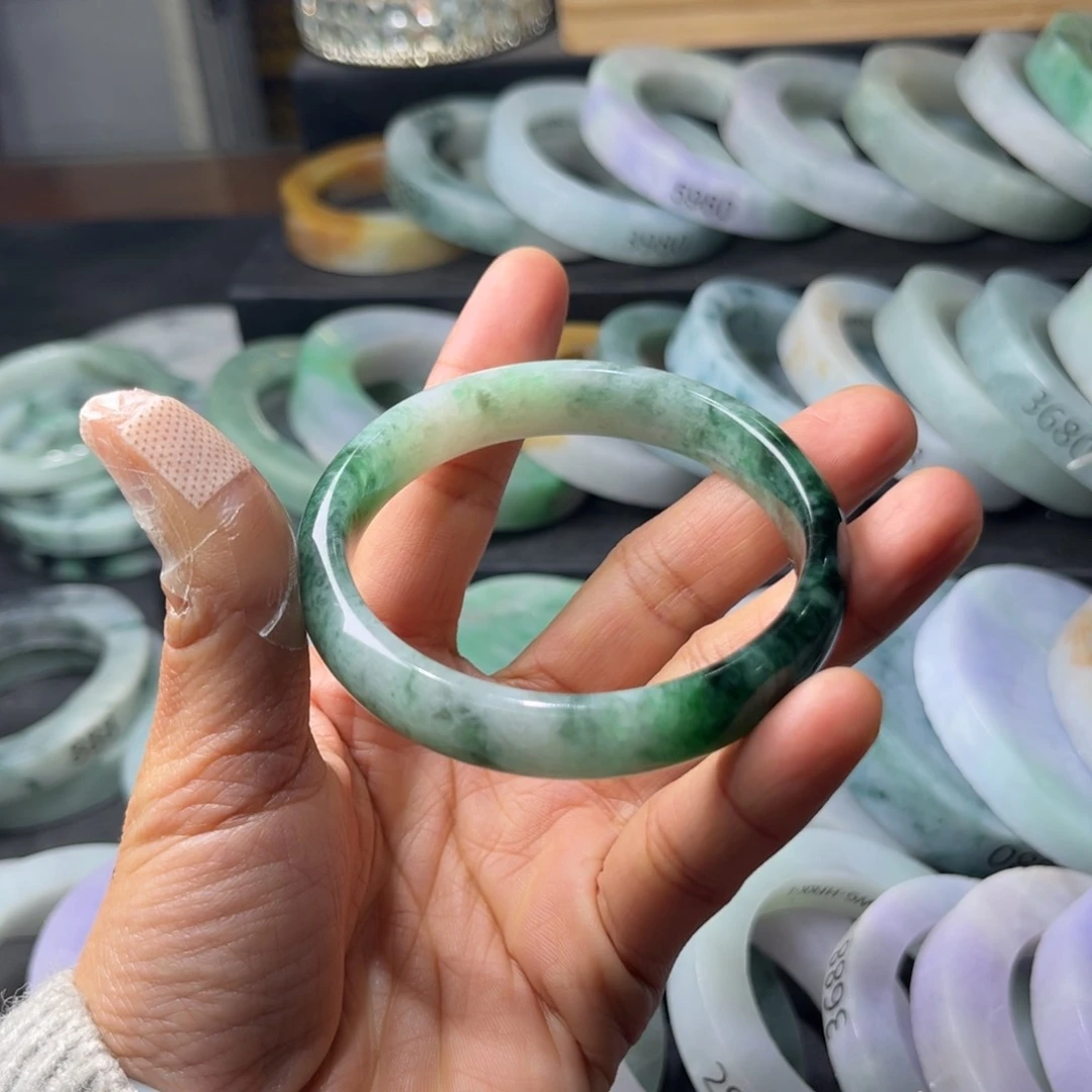 定制翡翠手镯未镶嵌L***a