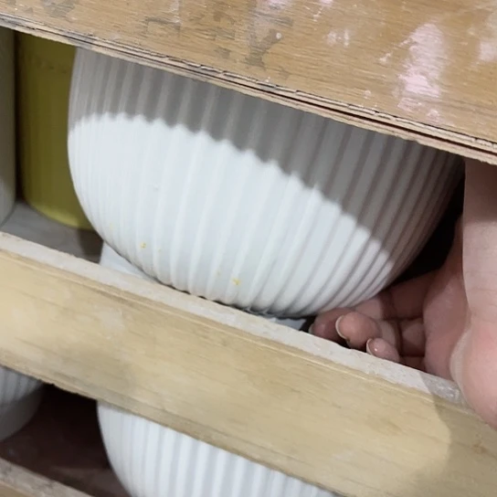 多肉绿植陶瓷花盆9.9包邮，有孔