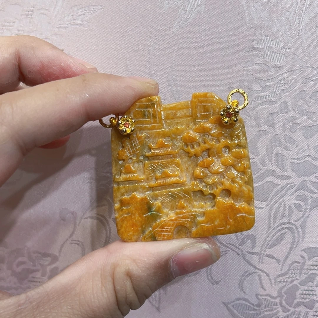 翡翠合金吊坠(赠链)