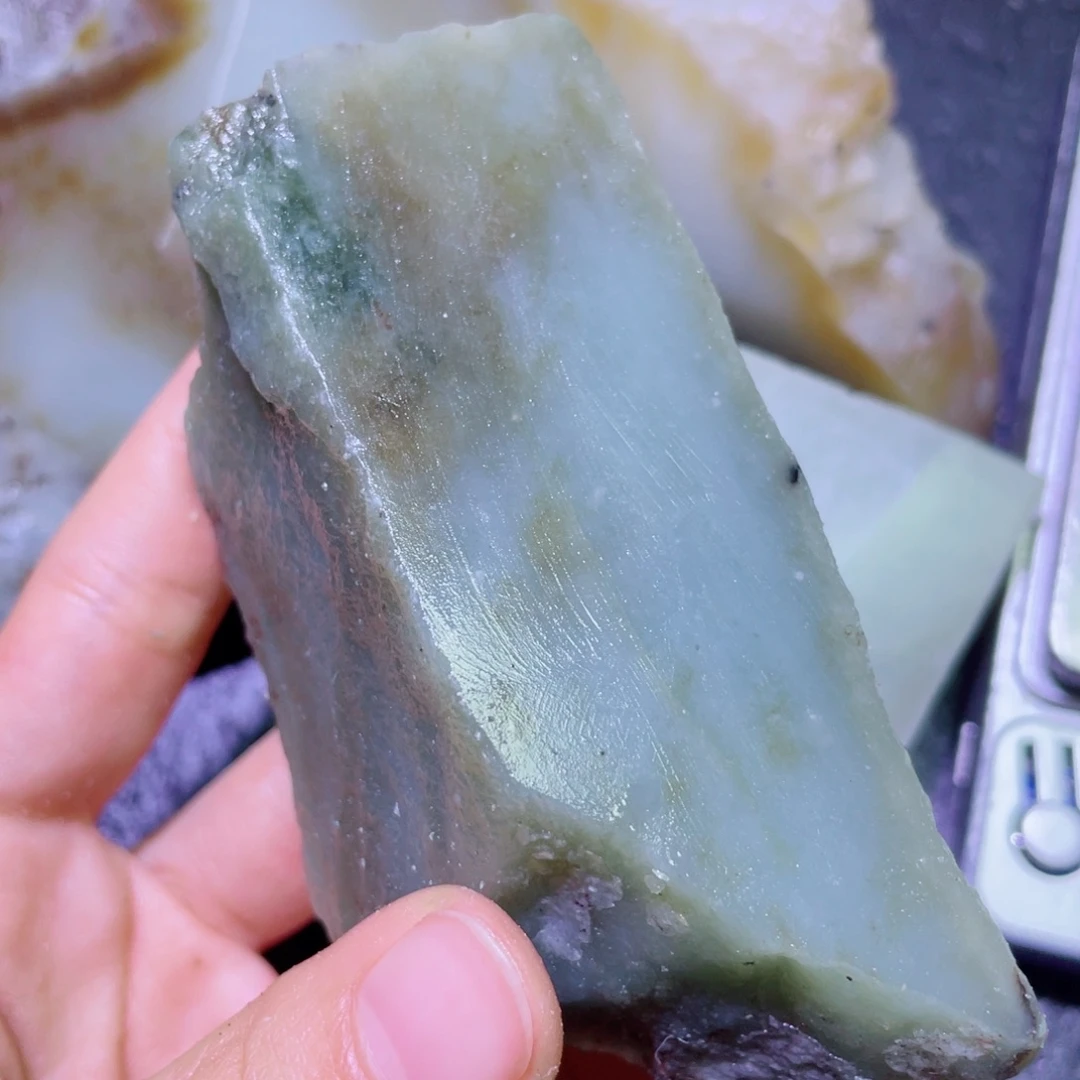 和田玉未镶嵌珠宝半成品