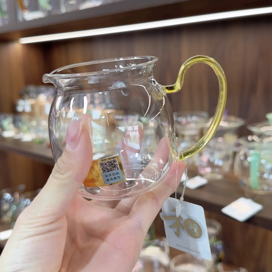 禾器美满浅黄色公道杯