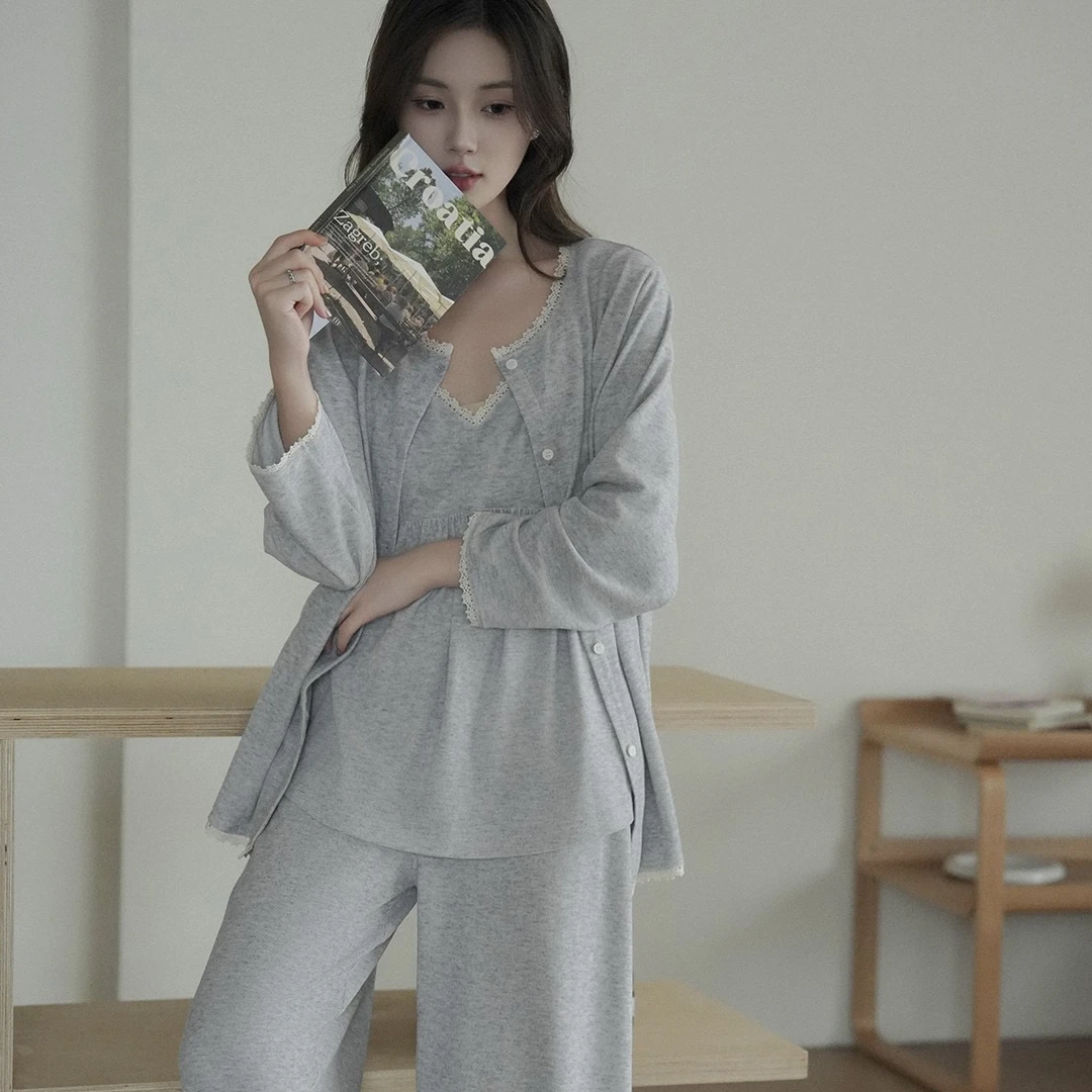 女士秋冬V领花边吊带自带胸垫纯色简约睡衣家居服三件套7586