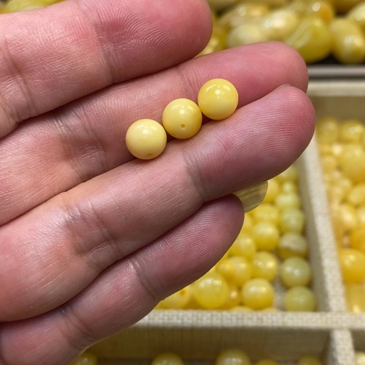 马***七未镶嵌琥珀裸石天然原矿琥珀蜜蜡