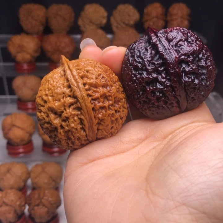 文玩核桃吊坠12祥龙罗汉