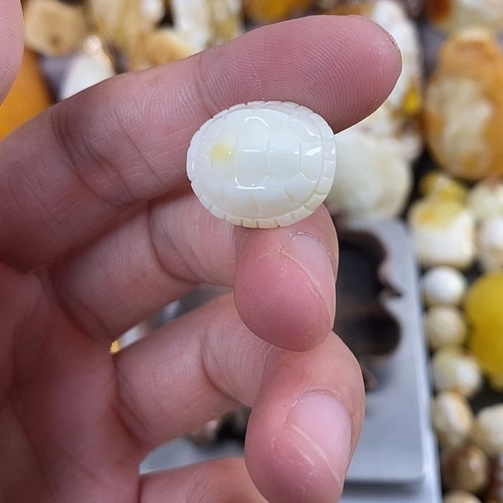 琥珀未镶嵌裸石我