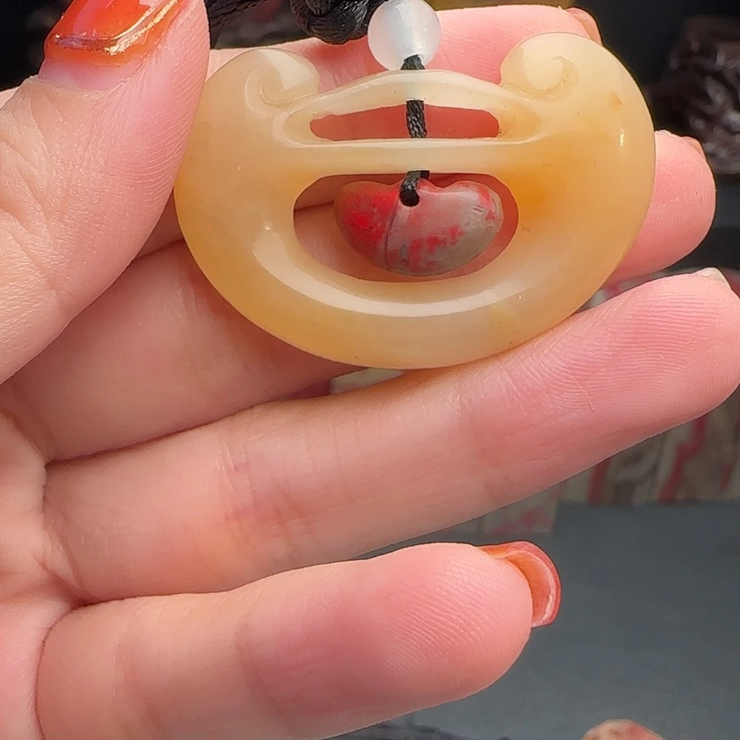 毒***一昌化石昌化鸡血石