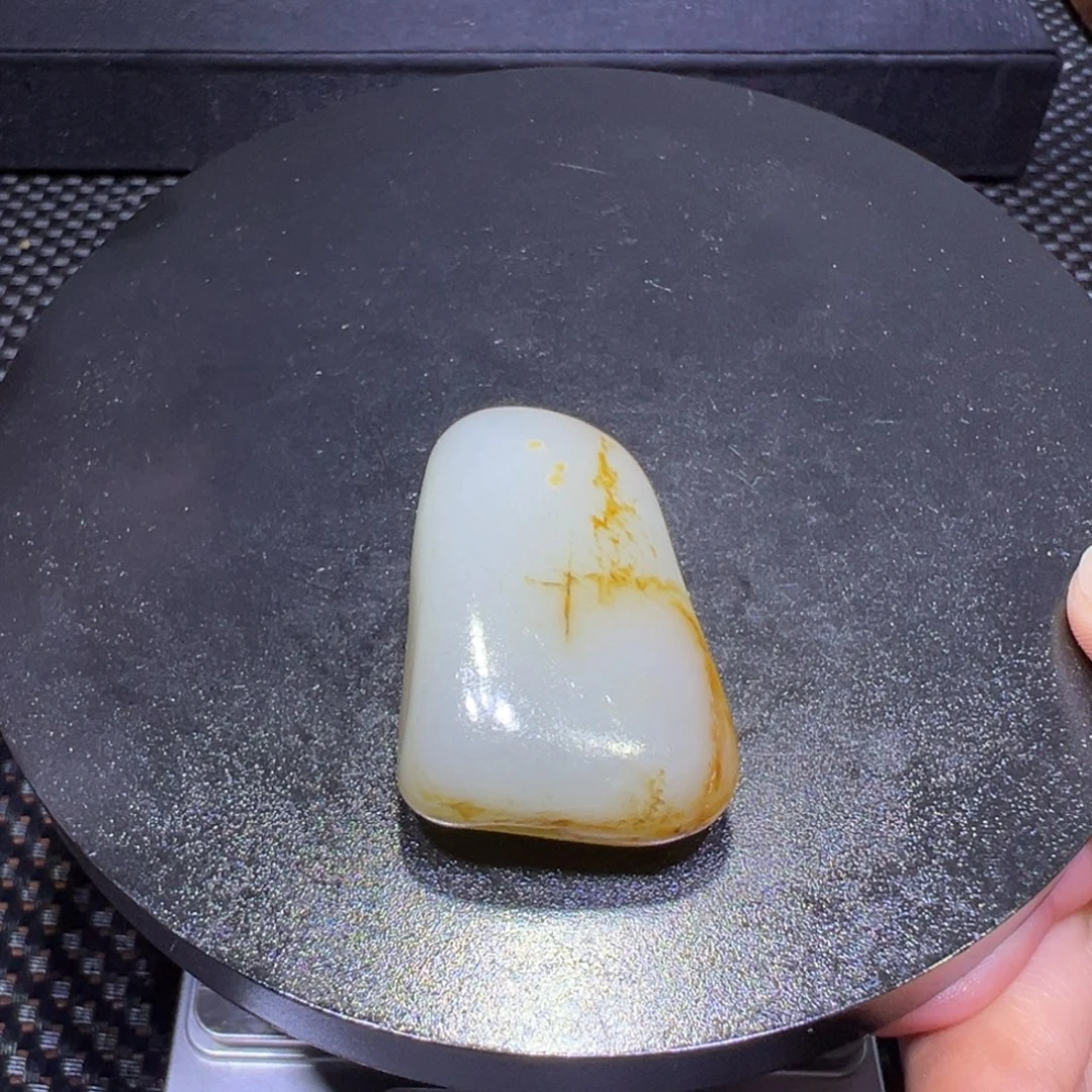 吊坠(不含链)未镶嵌和田玉（子料）37-30