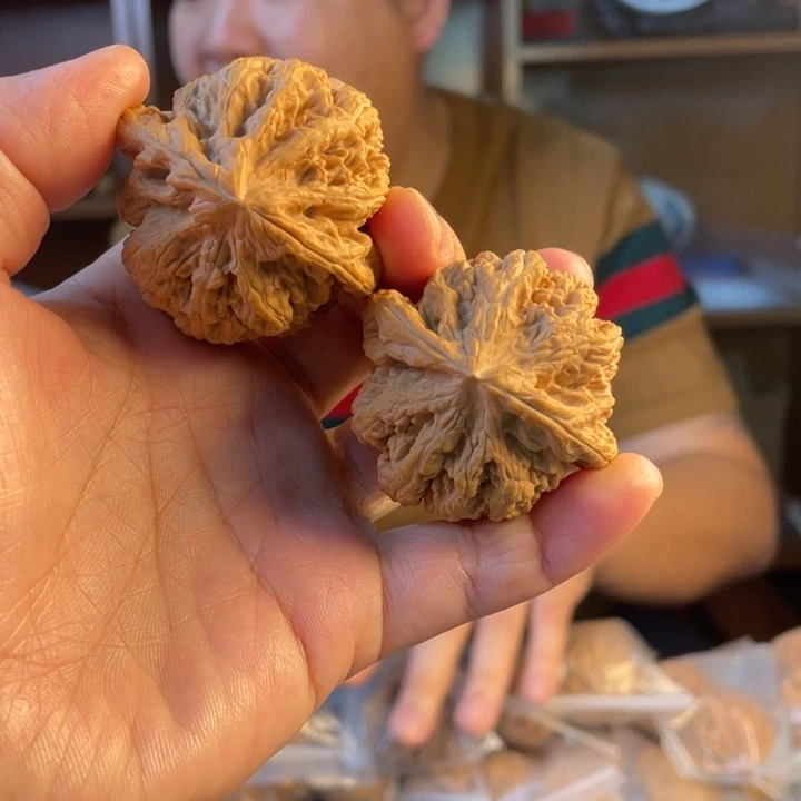 文玩核桃把件坚****大粗筋0.1