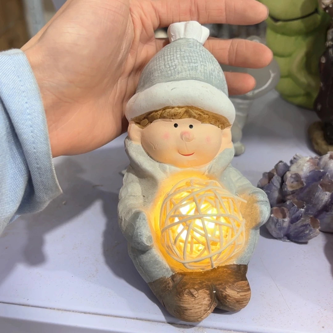 瓷片祝大家新的一年顺风顺水