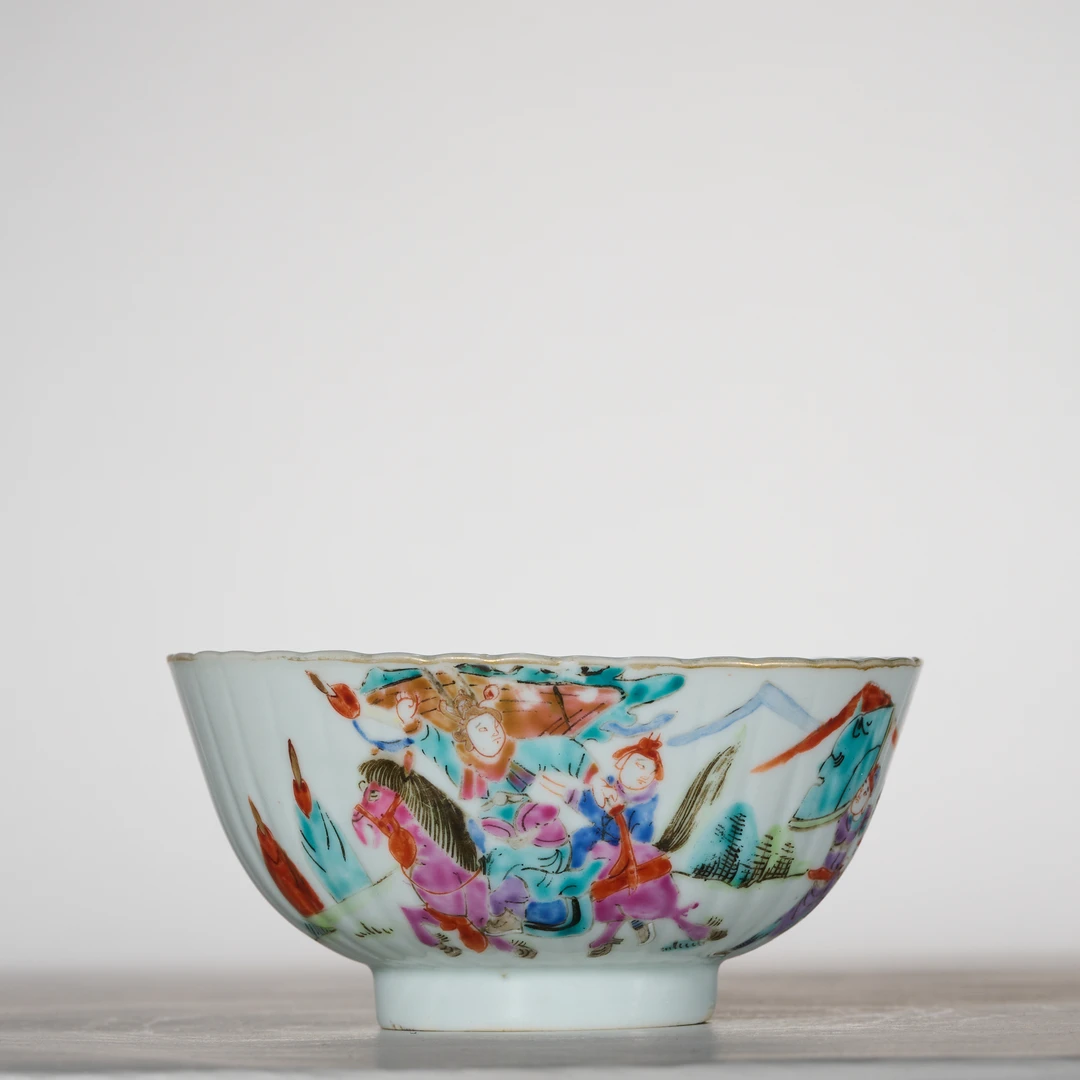 5432清晚期·粉彩刀马人物瓜棱碗【古董拍卖】