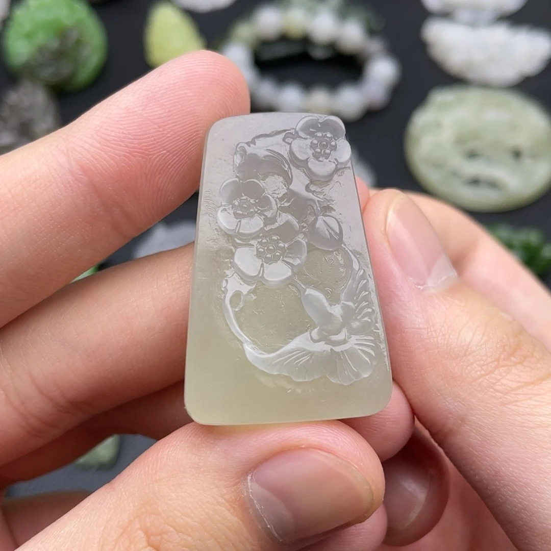【闪购商品】颈饰未镶嵌和田玉