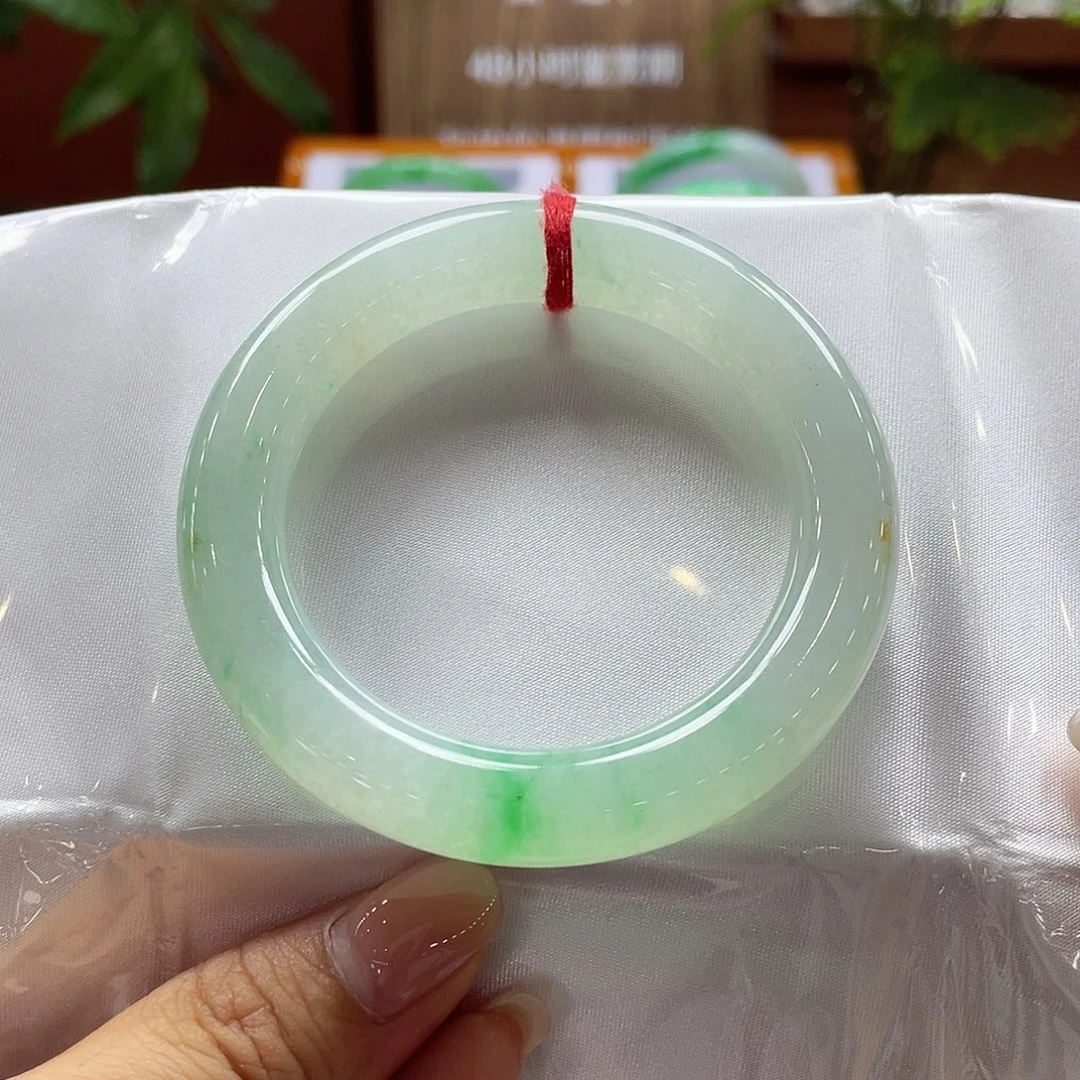 翡翠未镶嵌手镯49 号链接