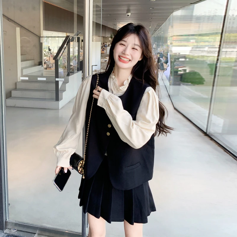 韩系氛围感套装裙女2025春夏新款复古松弛感气质显瘦马甲衬衫短裙