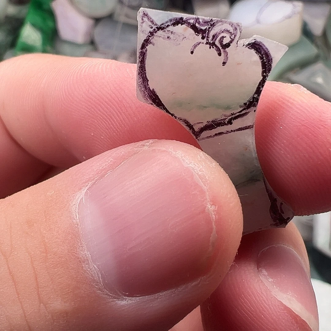 定制翡翠未镶嵌如意