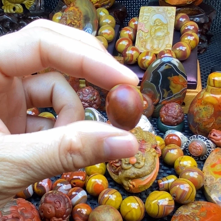 玛瑙/玉髓颈饰未镶嵌窜*猴