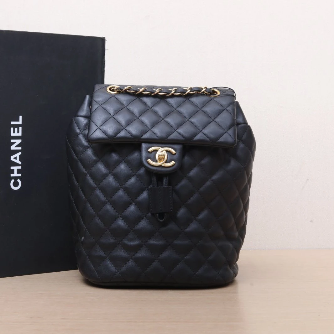 95新 Chanel/香奈儿 【黑黑】萨尔茨堡双肩包 中号 黑色 24开