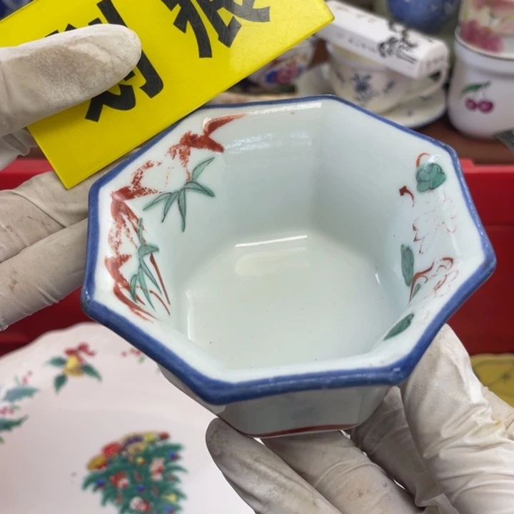 他家瓷器真美…开播了