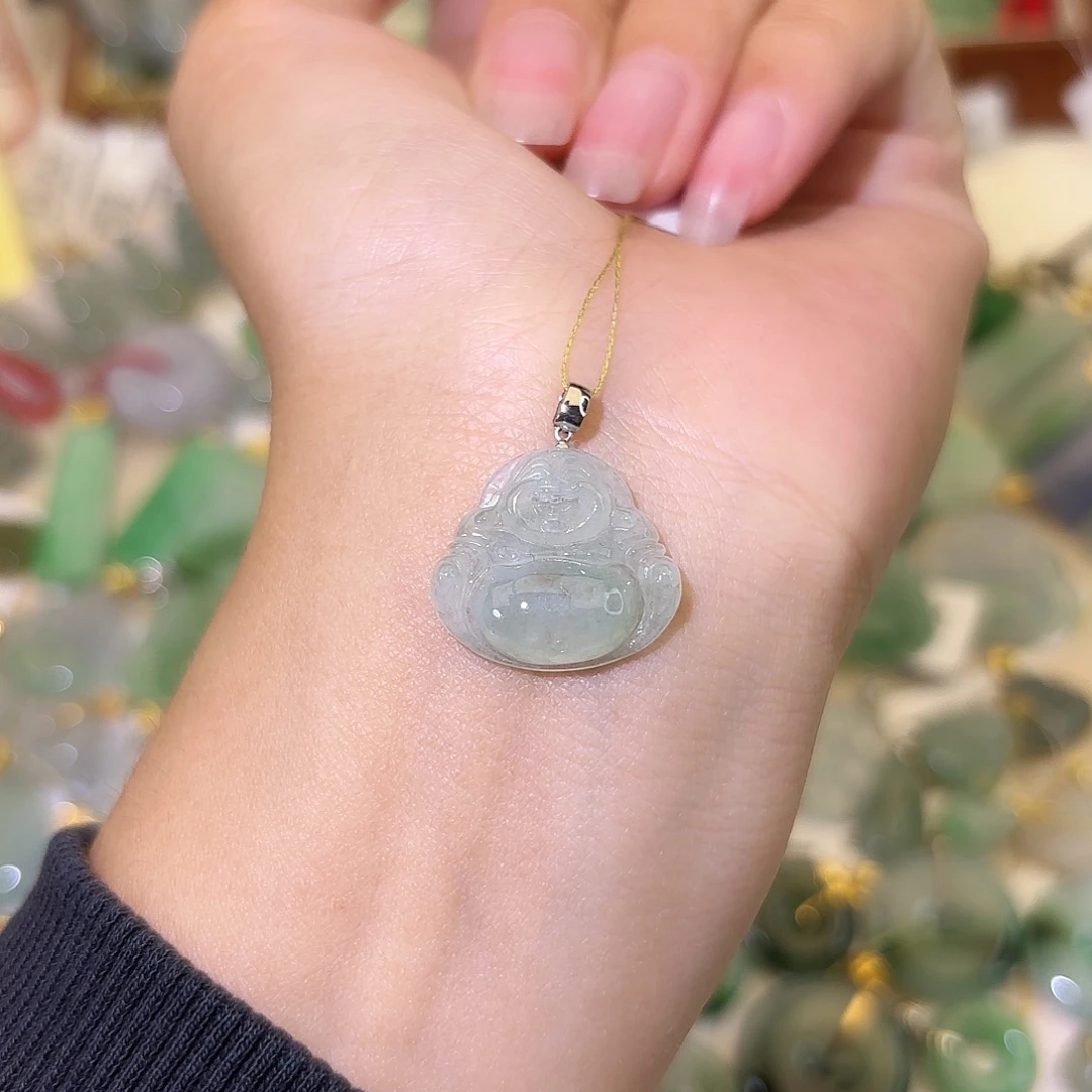 翡翠18K金镶嵌颈饰佛公