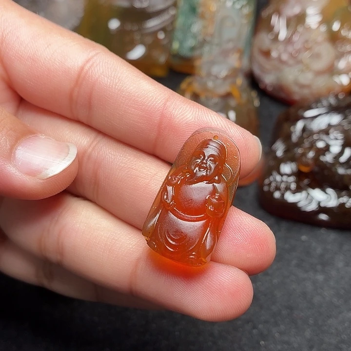 琥珀未镶嵌颈饰58