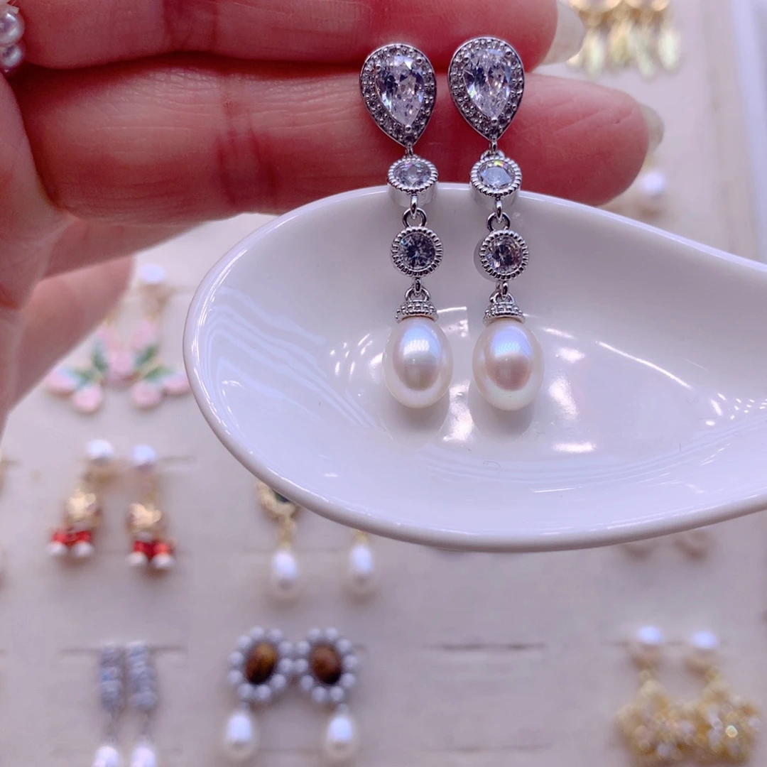 合金淡水珍珠耳饰