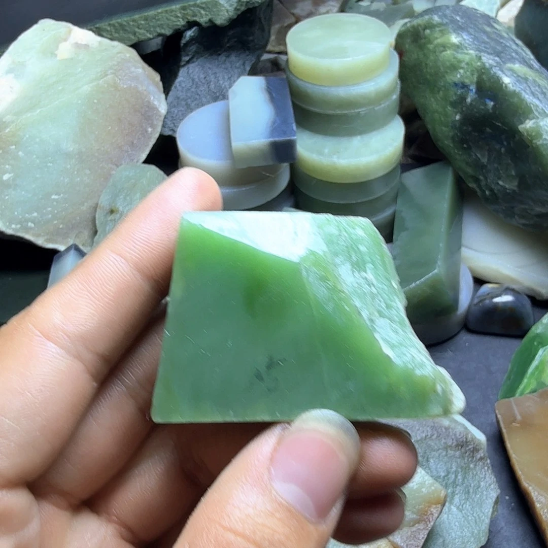 和田玉（糖玉）未镶嵌挂件1***蛋