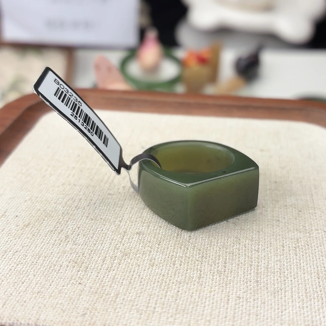 和田玉未镶嵌戒指c81碧玉马鞍17.8不退换