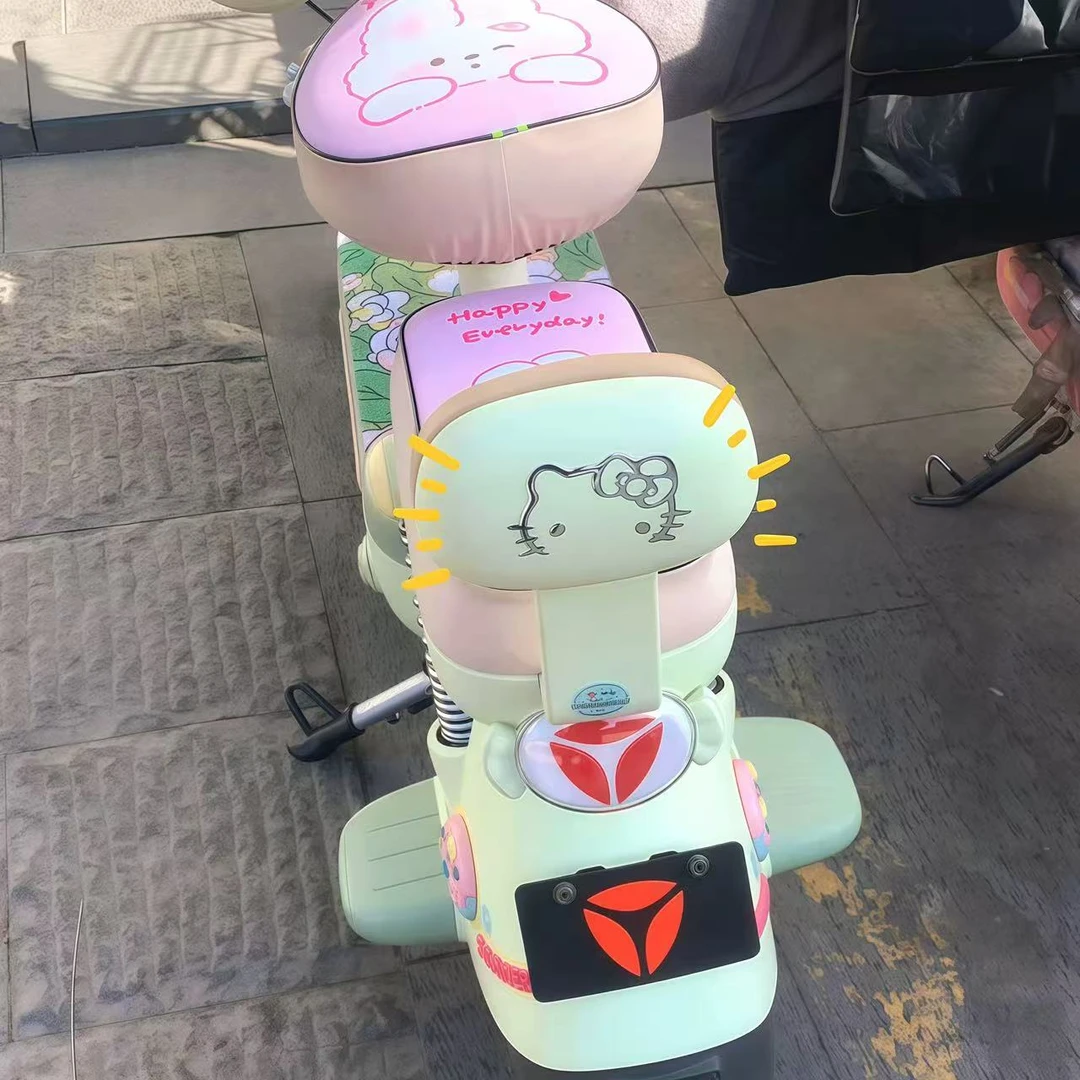 可爱Kitty猫贴3D电动车贴后视镜遮挡划痕立体贴防水车贴不留胶女