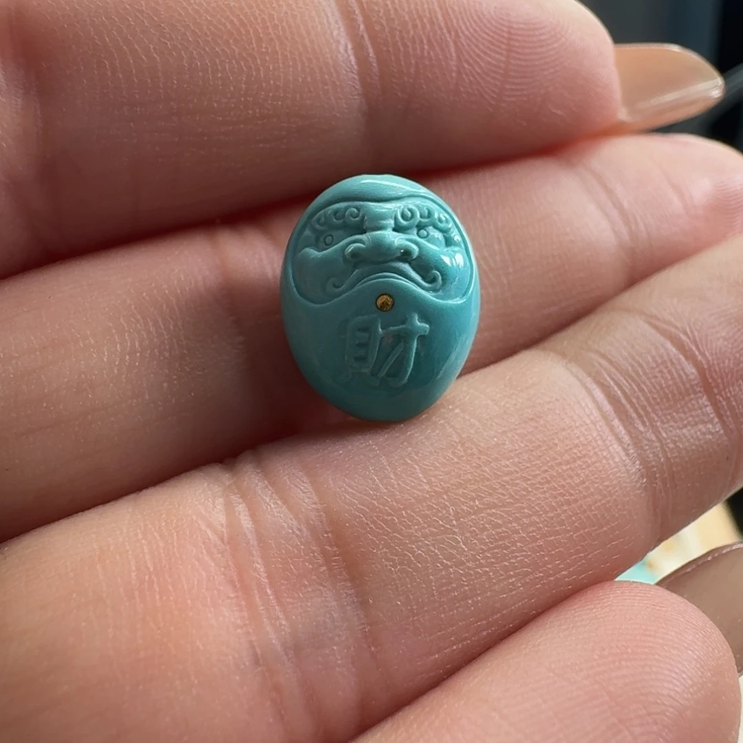 绿松石未镶嵌颈饰