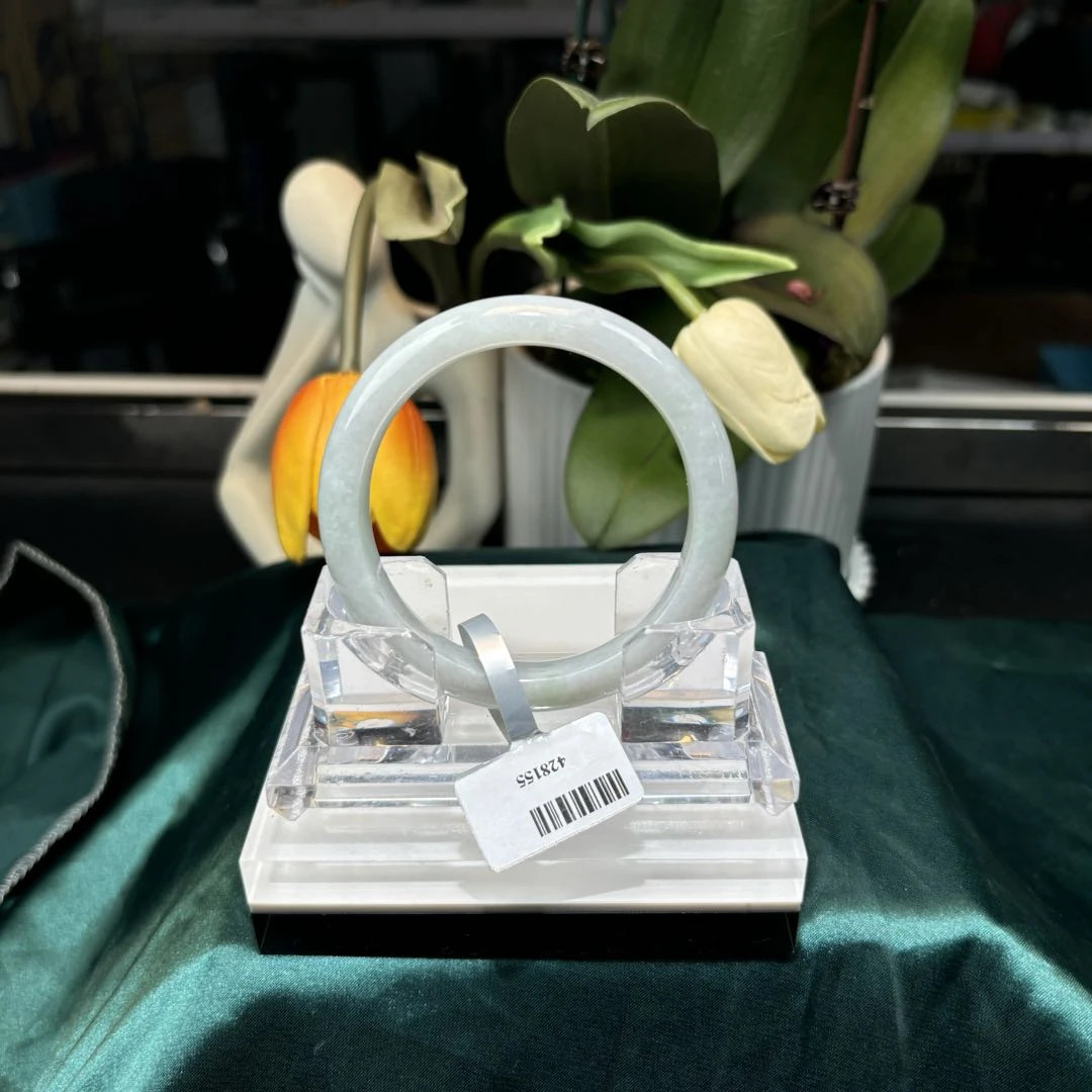 【零零推荐】翡翠手镯81