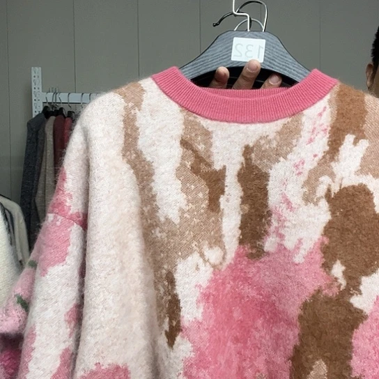 粉黛子圆领加厚羊绒衫