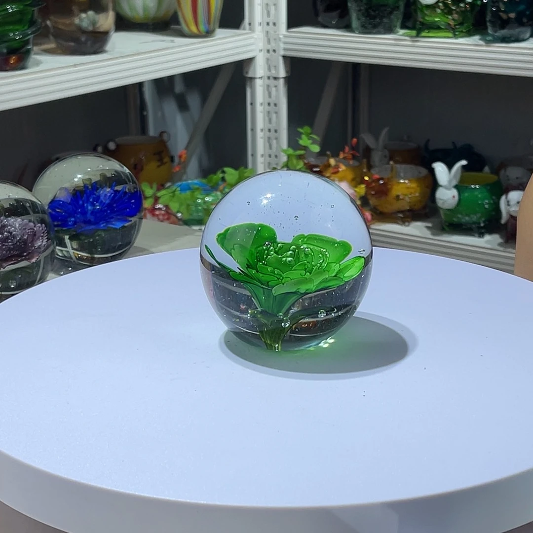 琉璃10厘米花球……………………