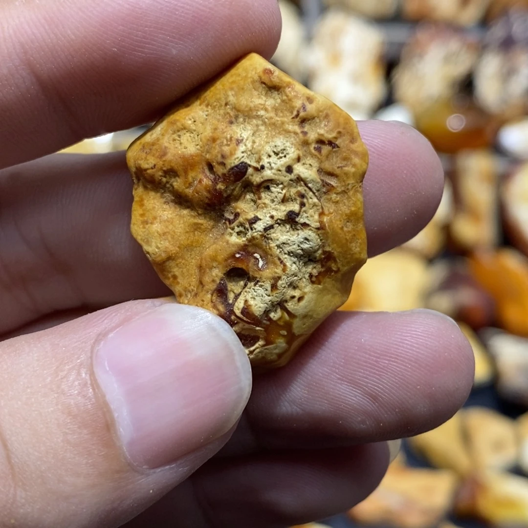 定制琥珀是****肥蜜蜡原石定制