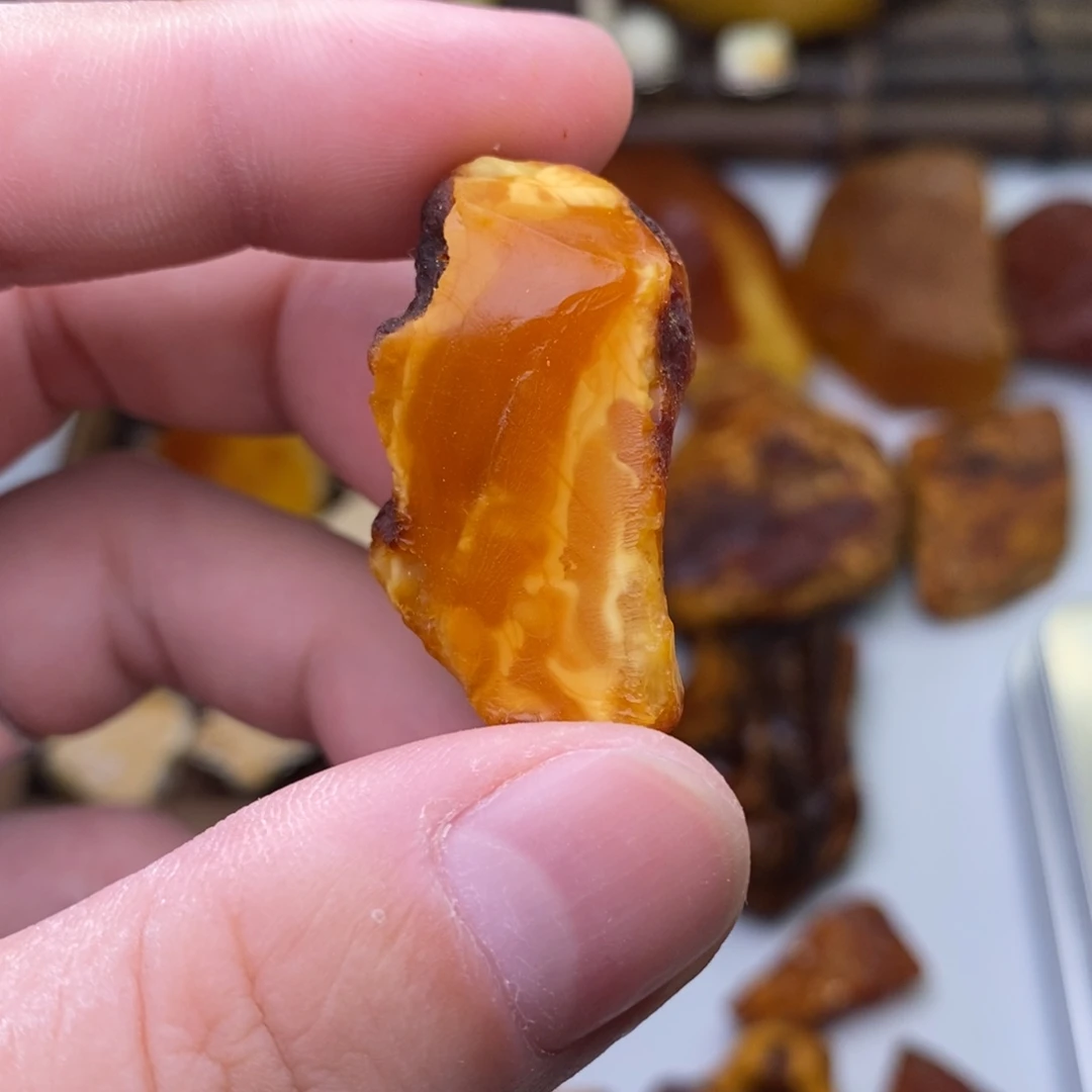 张***欠定制琥珀天然蜜蜡