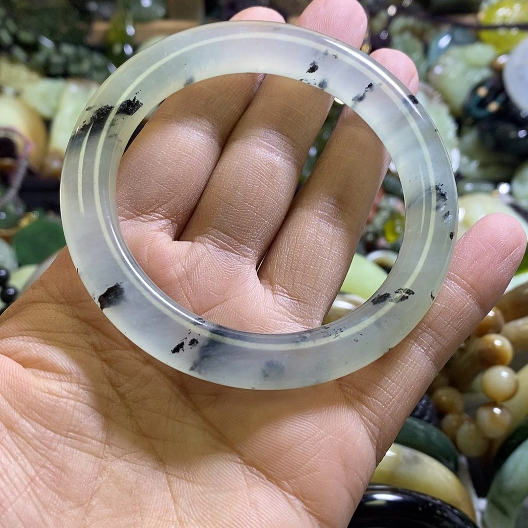 岫玉未镶嵌手镯58口径