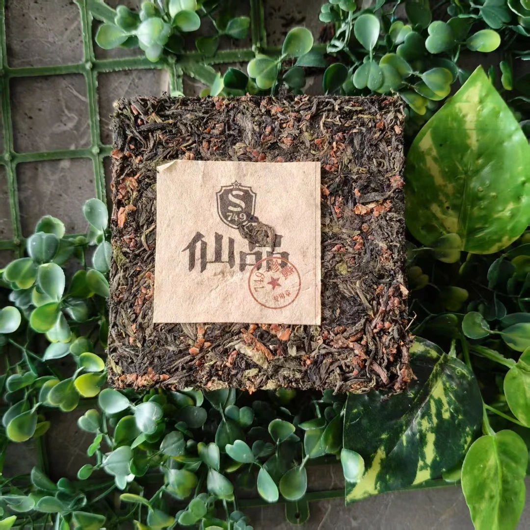 雨腾古茶  “仙L白R”菩提XR亲L天J大圆M黑金刚200g/砖（6月6）