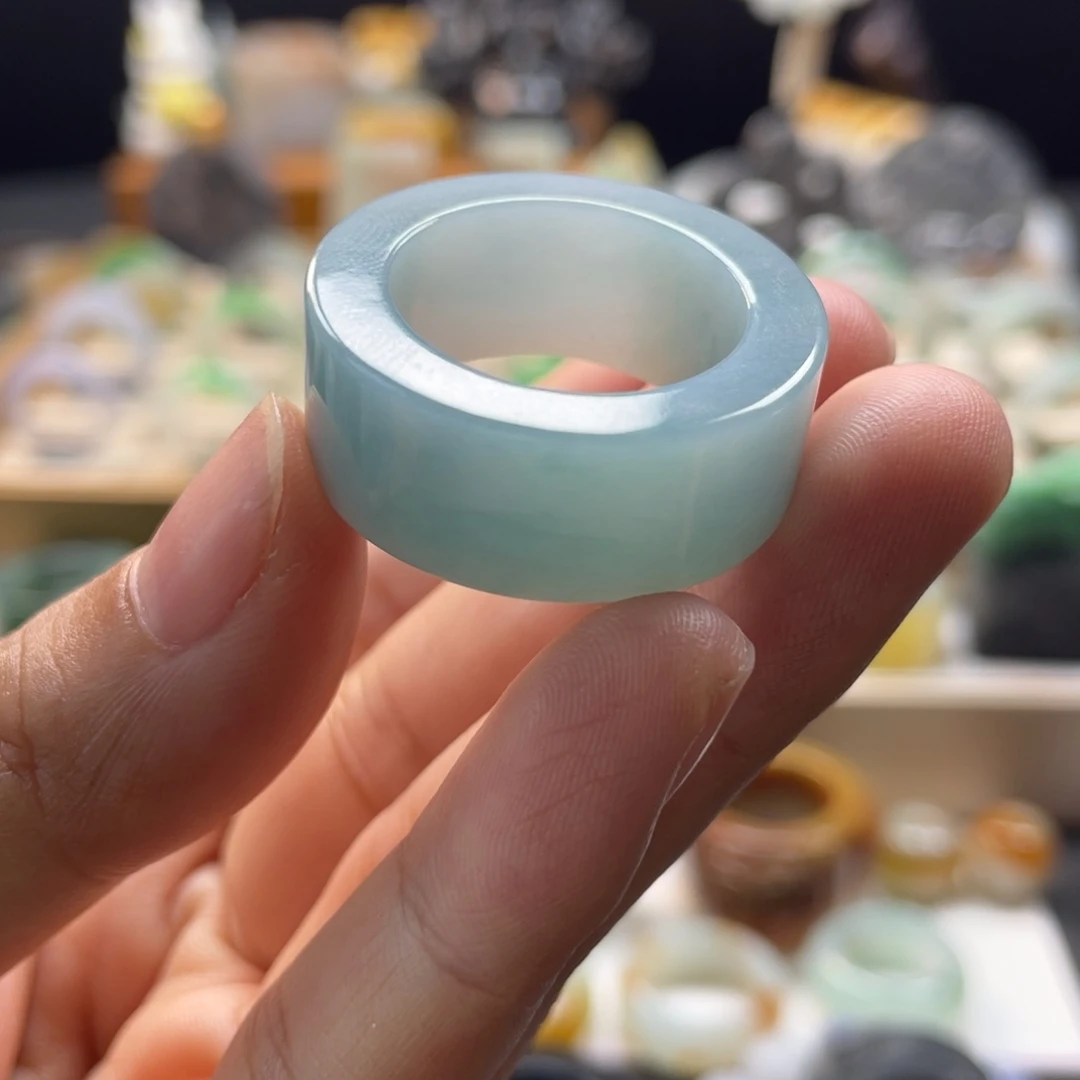 未镶嵌定制翡翠戒指