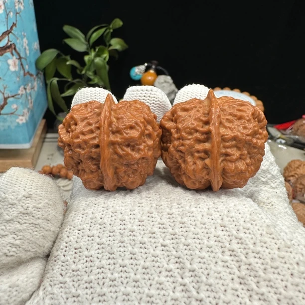 精品文玩铁核桃金蝉脱壳 已打底