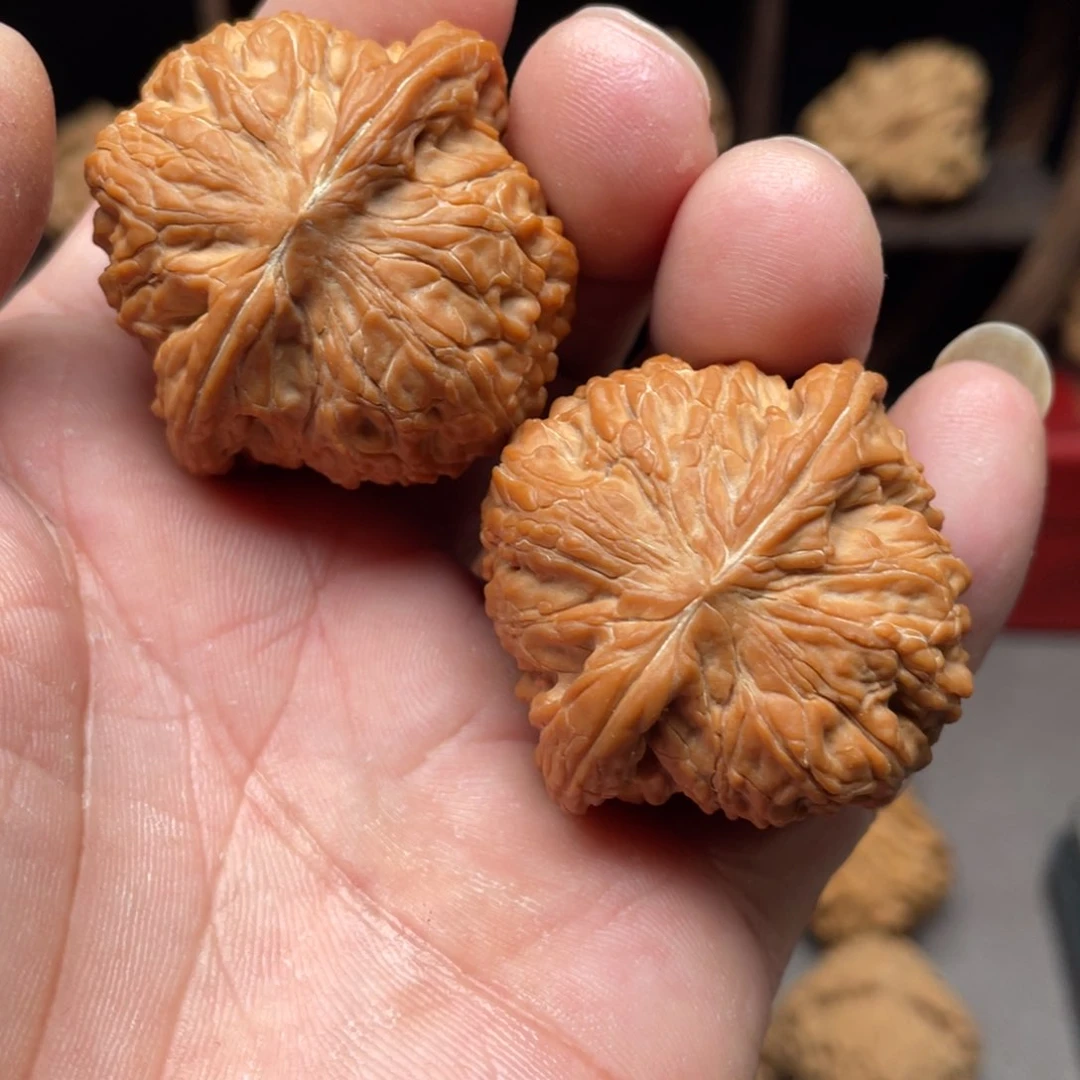 桃核把件小***丝41全品磨盘