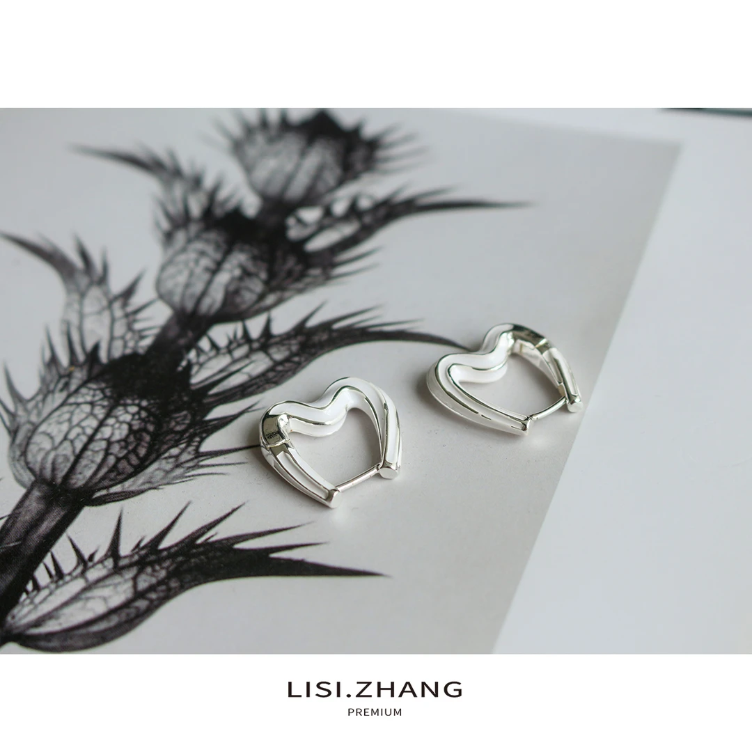 铜合金树脂耳饰 LISI.ZHANG--【爱心耳环】立体凹槽异形爱心耳环