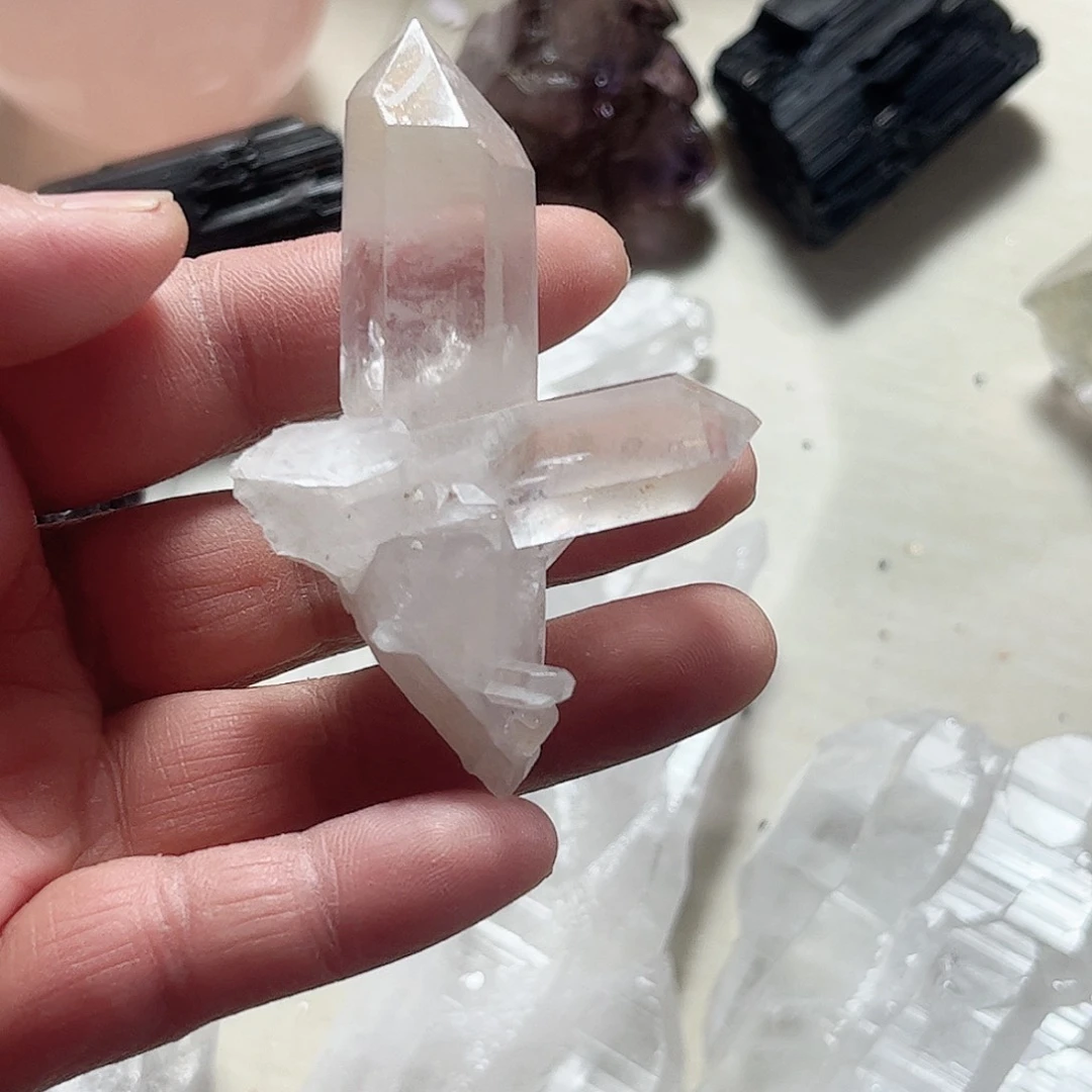水晶天然水晶原石未镶嵌燕**妞