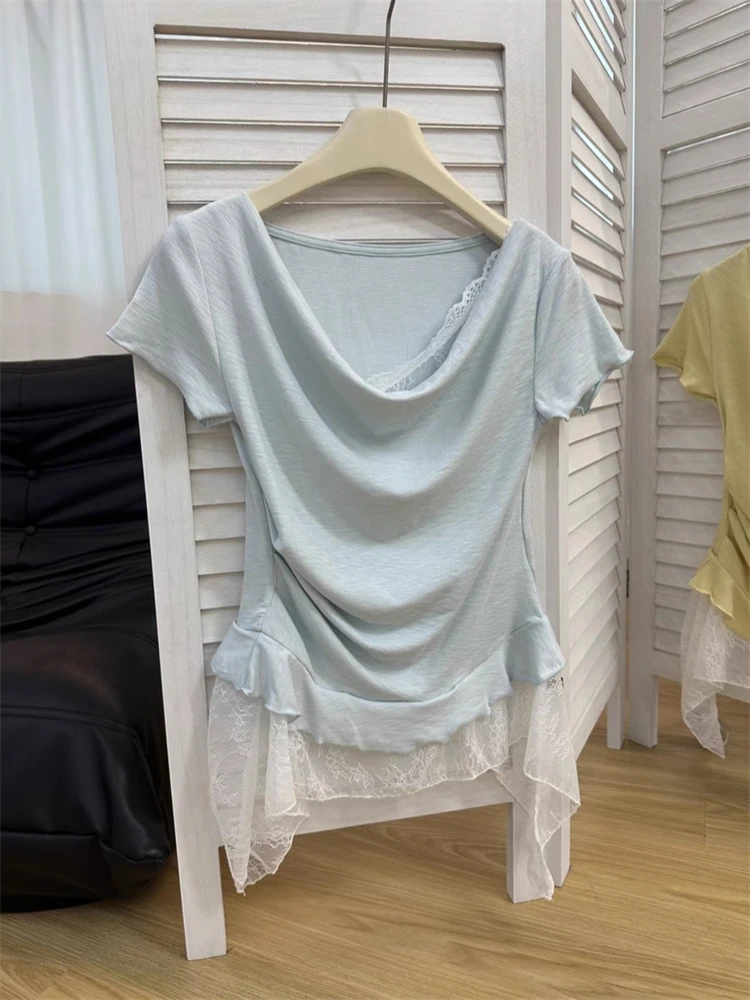 辣妹蕾丝拼接露锁骨短袖T恤女夏季不规则下摆修身百搭正肩上衣ins