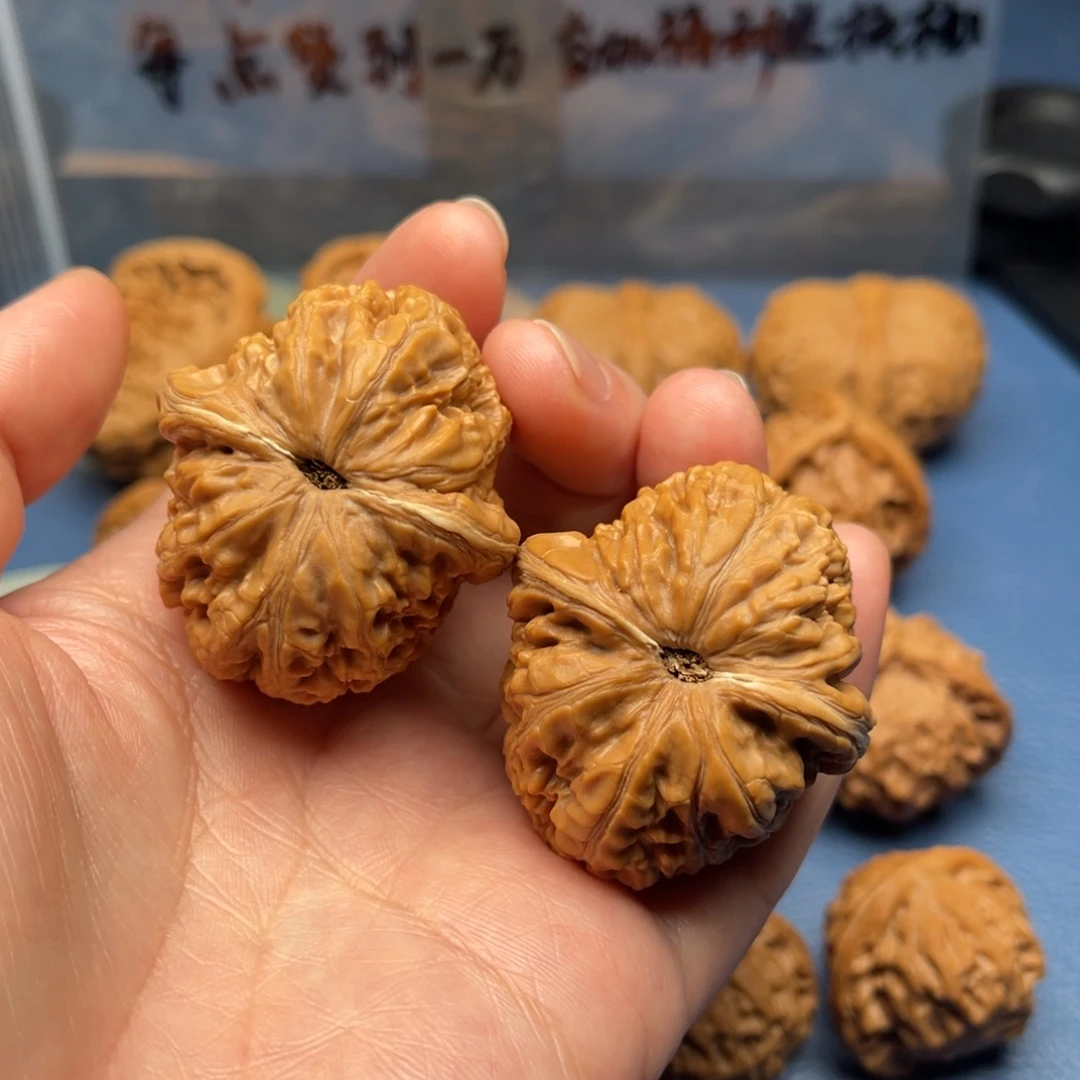 R***g把件文玩核桃福利元宝