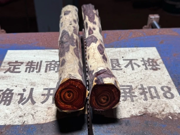 海岛料黄花梨定制对眼鬼脸瘤疤