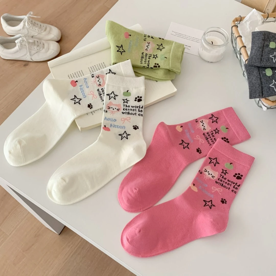 韩系小猫卡通创意休闲风女袜子5103百搭透气棉休闲时尚无骨中筒袜