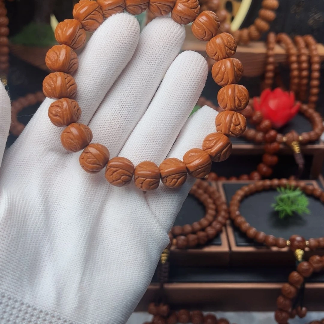 吊坠桃核13玉龙脊手串