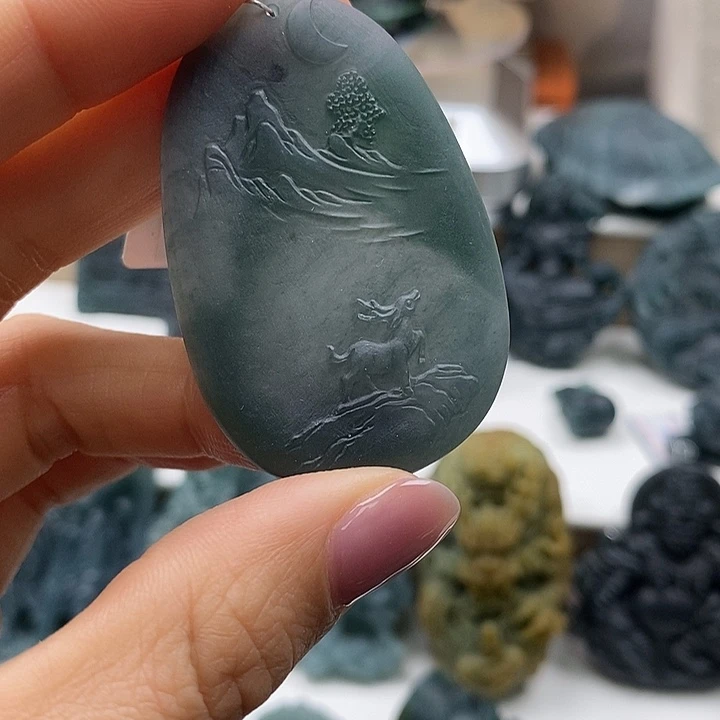 定制翡翠未镶嵌翡翠