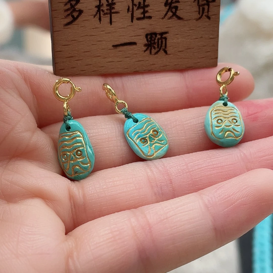 绿松石颈饰未镶嵌